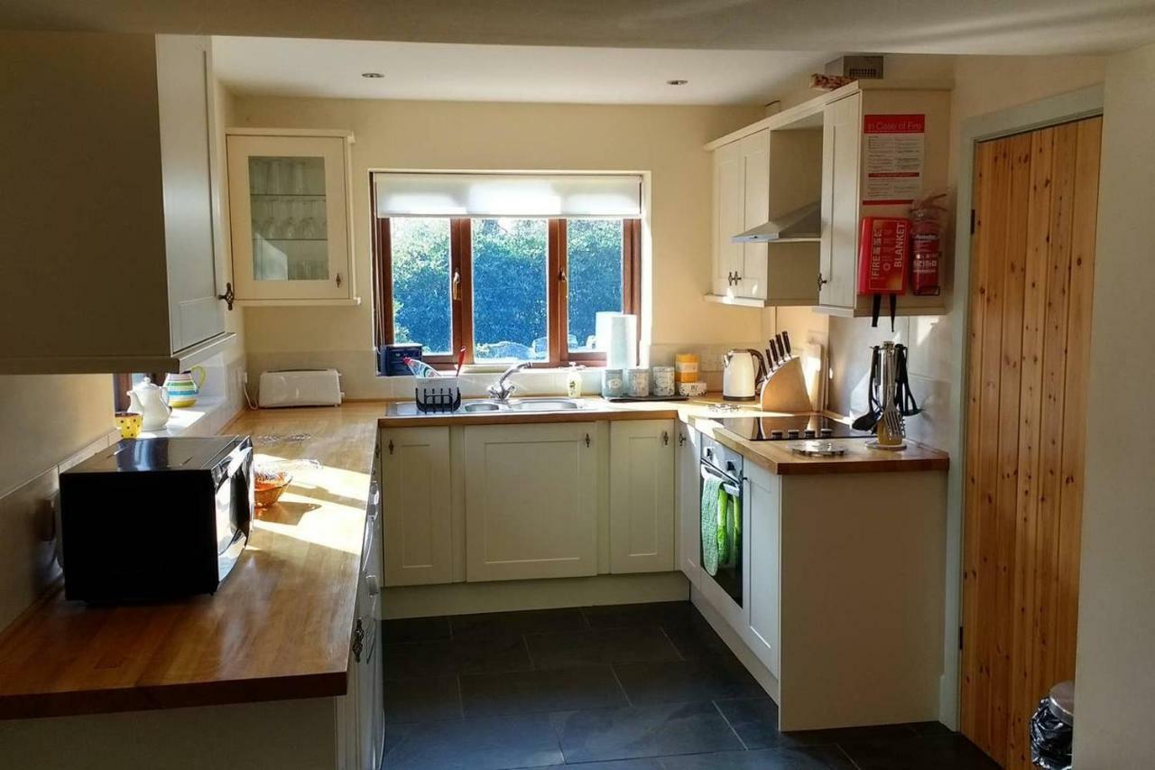 Honey Cottage Amlwch ภายนอก รูปภาพ